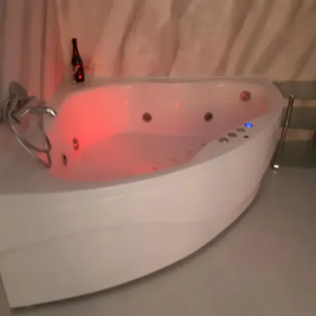 Djakuzi Viktorija Apartment Belgrad