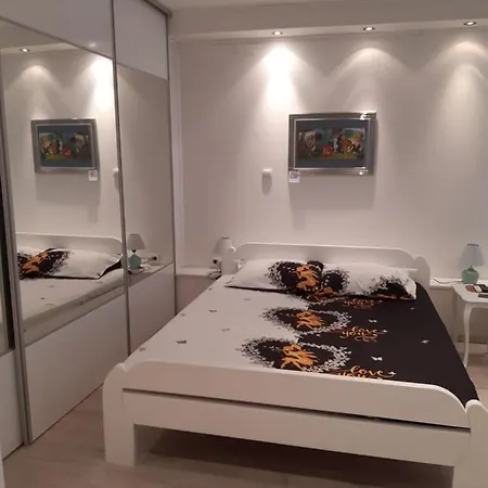 Apartment Djakuzi Viktorija Belgrad