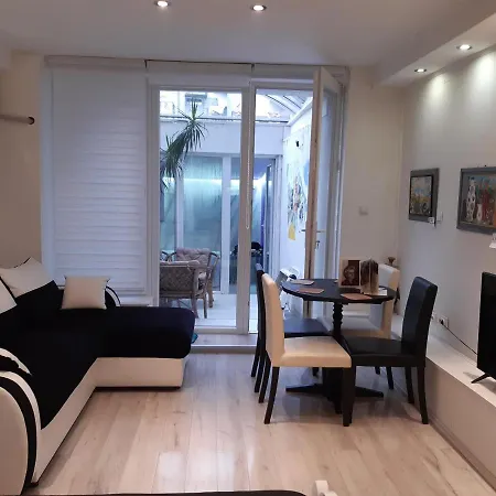 Apartment Djakuzi Viktorija *