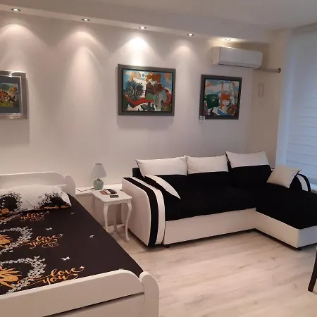 Apartment Djakuzi Viktorija *